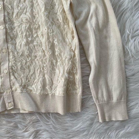 Ann Taylor loft cream lace front king sleeve cardigan button sweater - Picture 3 of 10